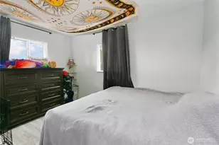 807 S 74th St, Tacoma, WA 98408 - Photo 12