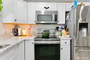 807 S 74th St, Tacoma, WA 98408 - Photo 10