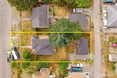 807 S 74th Street, Tacoma, WA 98408 - Photo 2