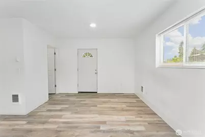 807 S 74th Street, Tacoma, WA 98408 - Photo 22