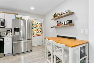 807 S 74th St, Tacoma, WA 98408 - Photo 10