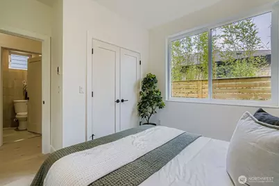 8814 41st Avenue SW, Seattle, WA 98136 - Photo 14