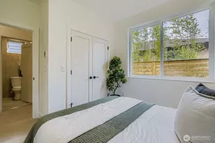 8814 41st Ave SW, Seattle, WA 98136 - Photo 14