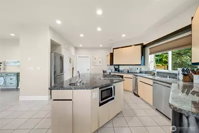 4455 E 18th Crest, Bellingham, WA 98226 - Photo 14