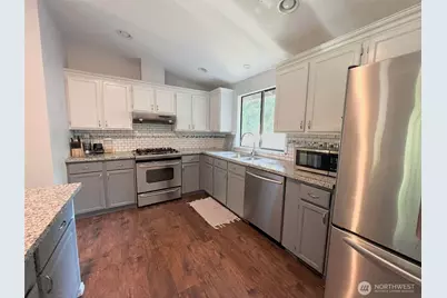 156 S 358th Street, Federal Way, WA 98003 - Photo 8