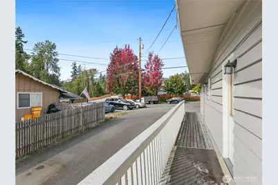 2612 204th Street SW, Lynnwood, WA 98036 - Photo 32