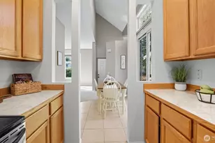 25123 Roberts Dr, Black Diamond, WA 98010 - Photo 20