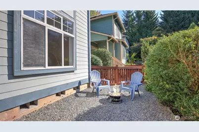 25123 Roberts Drive #313, Black Diamond, WA 98010 - Photo 4