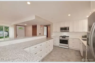 1919 Clovercrest Street, Enumclaw, WA 98022 - Photo 10
