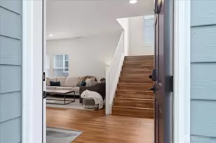 2452 NW Columbia Ave, East Wenatchee, WA 98802 - Photo 2