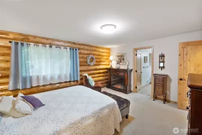 8007 Locust Avenue E, Bonney Lake, WA 98391 - Photo 16