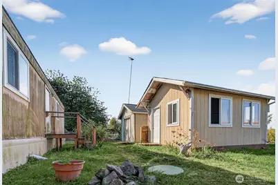 24525 59th Avenue SW, Vashon, WA 98070 - Photo 22