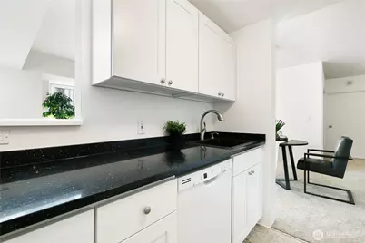 1415 2nd Avenue #1607, Seattle, WA 98101 - Photo 14