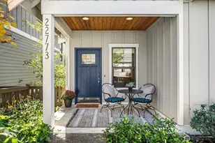 22773 SE 14th Ct, Sammamish, WA 98075 - Photo 2