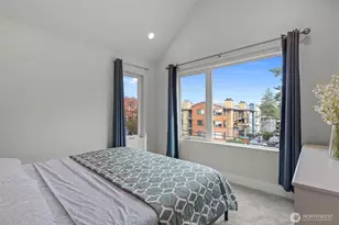 13347 Greenwood Ave N, Seattle, WA 98133 - Photo 18