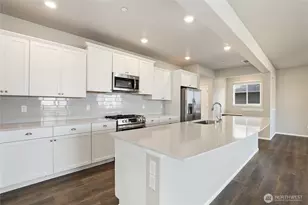 1002 Timberline Ave, Bremerton, WA 98312 - Photo 10