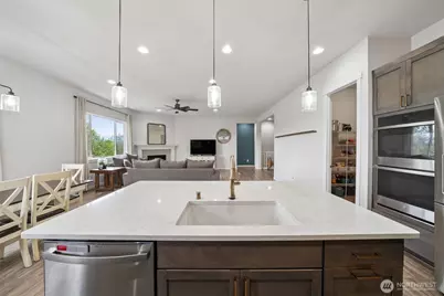 20203 146th Street E, Bonney Lake, WA 98391 - Photo 6