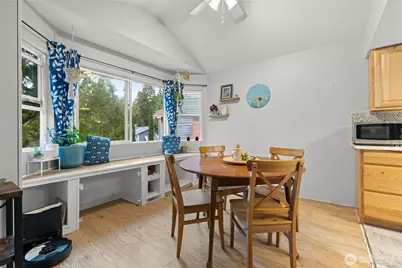 241 NE Watson Court, Bremerton, WA 98311 - Photo 10