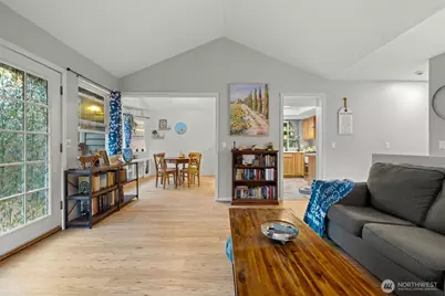 241 NE Watson Court, Bremerton, WA 98311 - Photo 8