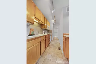 359 7th Street SE #2, Puyallup, WA 98372 - Photo 8