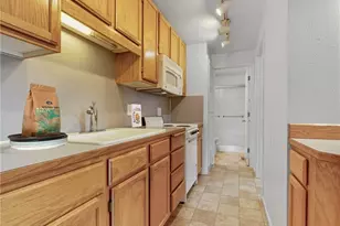 359 7th St SE, Puyallup, WA 98372 - Photo 8