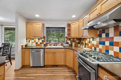 20817 SE 281st Street, Kent, WA 98042 - Photo 12