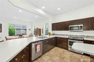 5206 Waldron Dr NE, Lacey, WA 98516 - Photo 6