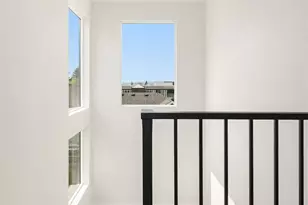 138 8th Ct, Kirkland, WA 98033 - Photo 16