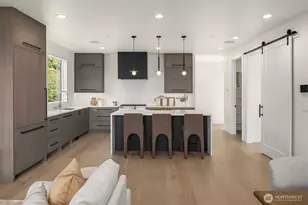 138 8th Ct, Kirkland, WA 98033 - Photo 8