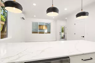 3444 NW 65th St, Seattle, WA 98117 - Photo 10