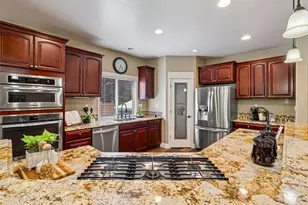 20714 61st St E, Bonney Lake, WA 98391 - Photo 10