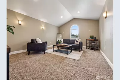 20714 61st Street E, Bonney Lake, WA 98391 - Photo 24