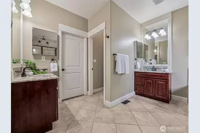 20714 61st Street E, Bonney Lake, WA 98391 - Photo 16