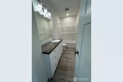 2719 W Peninsula Drive, Moses Lake, WA 98837 - Photo 8