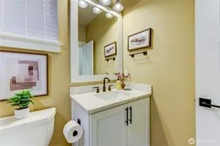 210 156th Pl SW, Lynnwood, WA 98087 - Photo 22