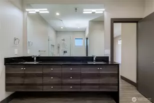 35 NE Alpine Dr, College Place, WA 99324 - Photo 18