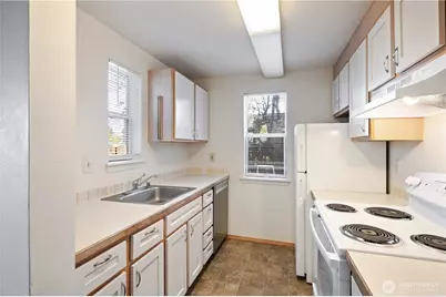 6042 Fauntleroy Way SW, Seattle, WA 98136 - Photo 16