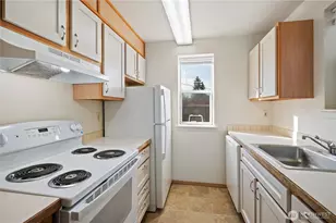 6042 Fauntleroy Wy SW, Seattle, WA 98136 - Photo 10