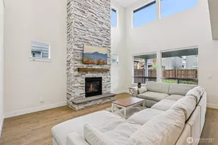 714 SE 37th St, Battle Ground, WA 98604 - Photo 2