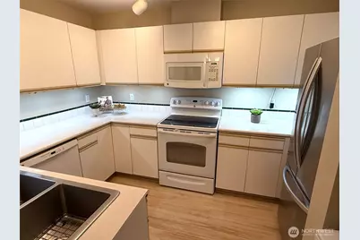 11130 SE 208th Street #A204, Kent, WA 98031 - Photo 12