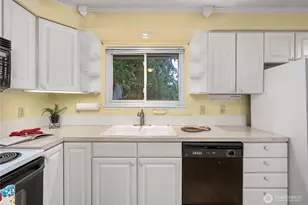 1425 33rd St SE, Auburn, WA 98002 - Photo 10