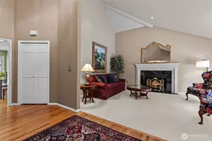 26008 SE 30th St, Sammamish, WA 98075 - Photo 2