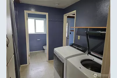 711 F Street, Forks, WA 98331 - Photo 6