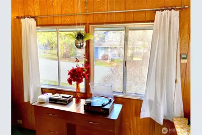 8491 Illahee Road NE, Bremerton, WA 98311 - Photo 18