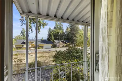 8491 Illahee Road NE, Bremerton, WA 98311 - Photo 32