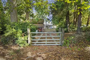 8491 Illahee Road NE, Bremerton, WA 98311 - Photo 36