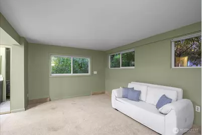 13028 Juanita Drive NE, Kirkland, WA 98034 - Photo 16