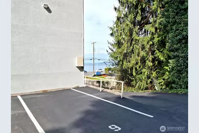 2104 Alki Avenue SW #205, Seattle, WA 98116 - Photo 30