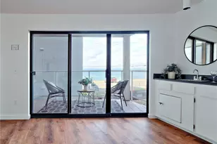 2104 Alki Ave SW, Seattle, WA 98116 - Photo 10