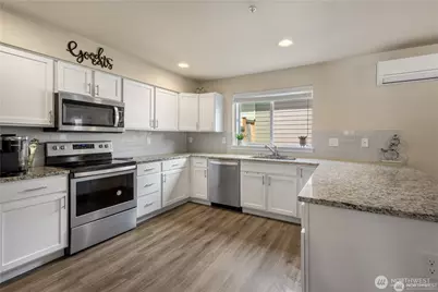 213 Norpoint Way NE, Tacoma, WA 98422 - Photo 6